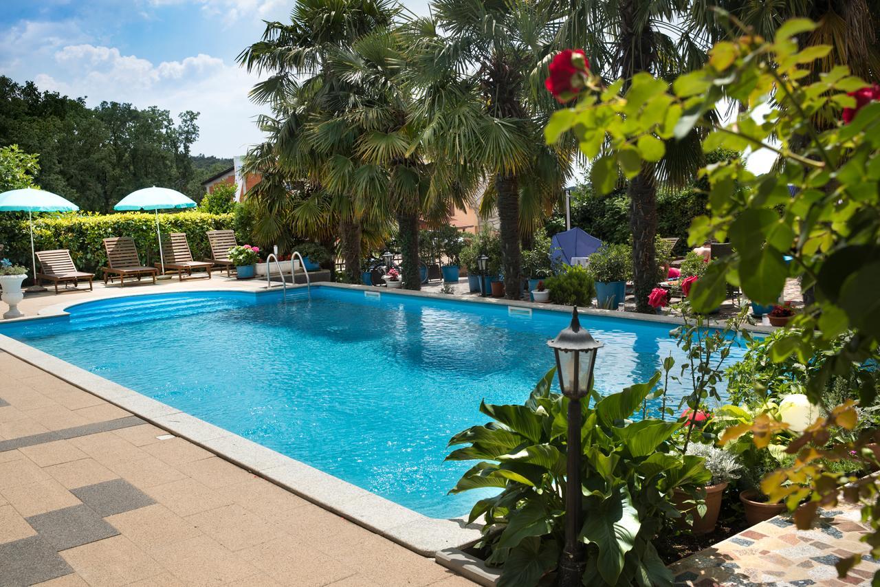 Apartments Paradis روفينج المظهر الخارجي الصورة